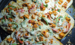 Chicken Tandoori Bread Pizza Pakistani Food Recipe