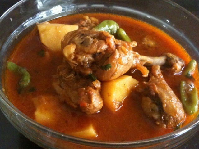 Delicious Chicken Aloo Curry Pakistani Food Recipe (With Video