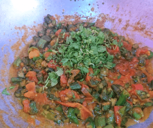 Tamatar Bhindi Pakistani Food Recipe10