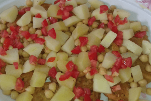 Dahi Aloo Chana Chaat Pakistani Food Recipe8