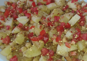 Dahi Aloo Chana Chaat Pakistani Food Recipe9