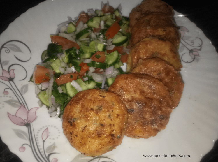 Crispy & Tasty Aloo K Kabab Pakistani Food Recipe (With Video)