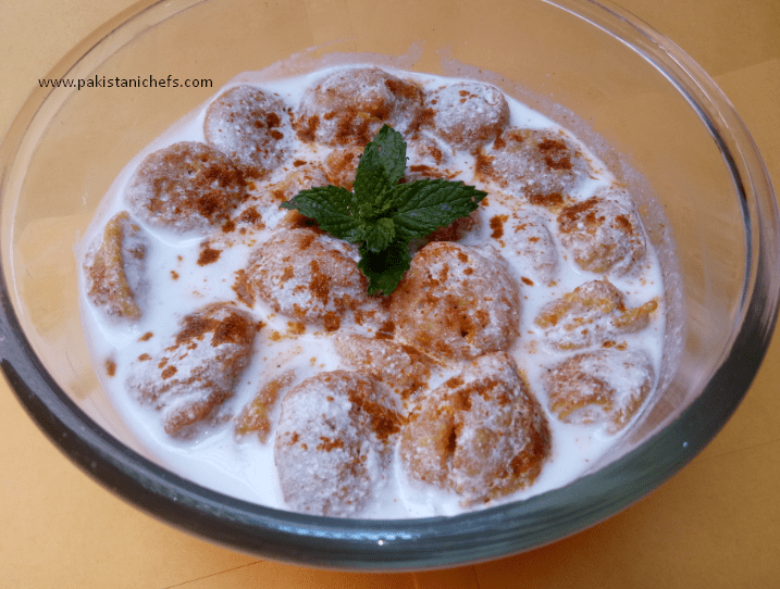 Easy & Tasty Dahi Baray Pakistani Food Recipe (With Video)