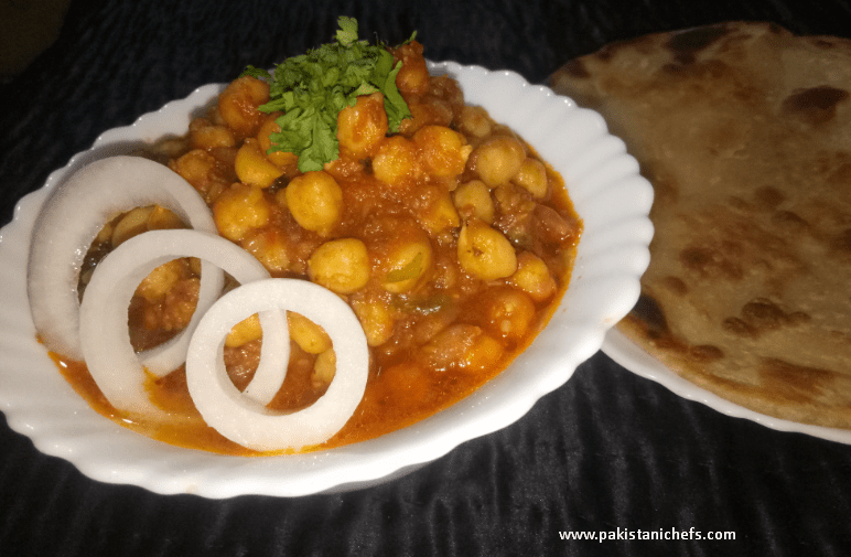 Tasty Channa Masala Gravy Pakistani Food Recipe (With Video)
