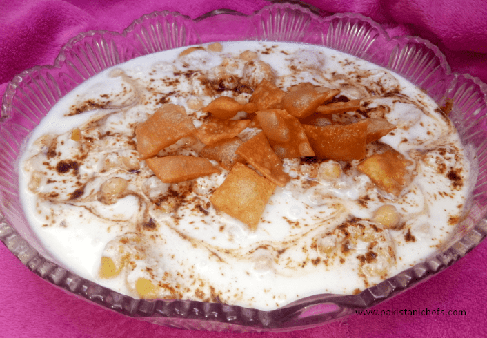 Moong Dal K Dahi Baray Pakistani Food Recipe (With Video)