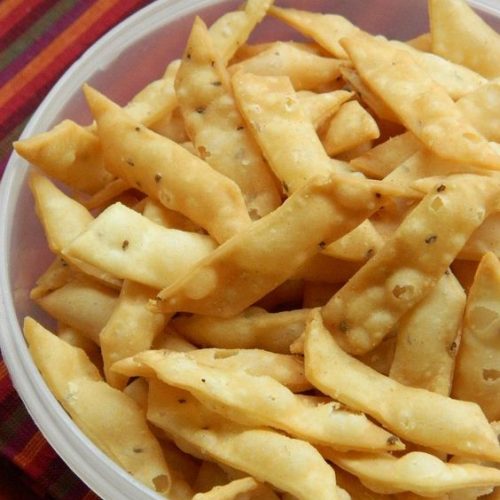 Namak Paray Pakistani Food Recipe (Tea Time Snack) With Video