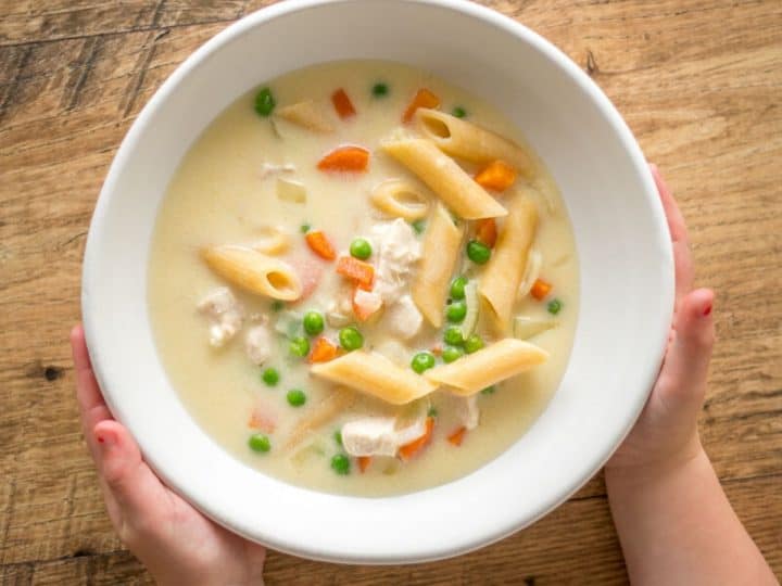 Creamy Chicken Pasta Soup Pakistani Food Recipe