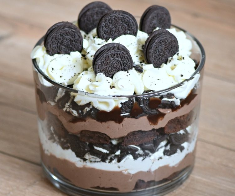 Easy & Delicious Oreo Brownie Trifle Pakistani Food Recipe