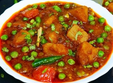 Delicious Dhaba Style Aloo Matar Masala Pakistani Food Recipe