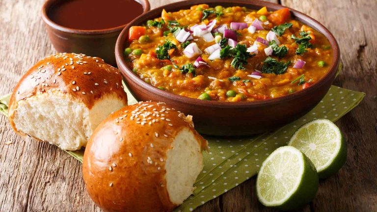 Delicious Pav Bhaji Pakistani Food Recipe