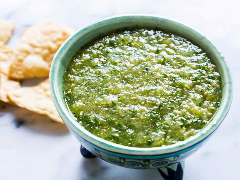 Easy Salsa Verde Sauce Recipe