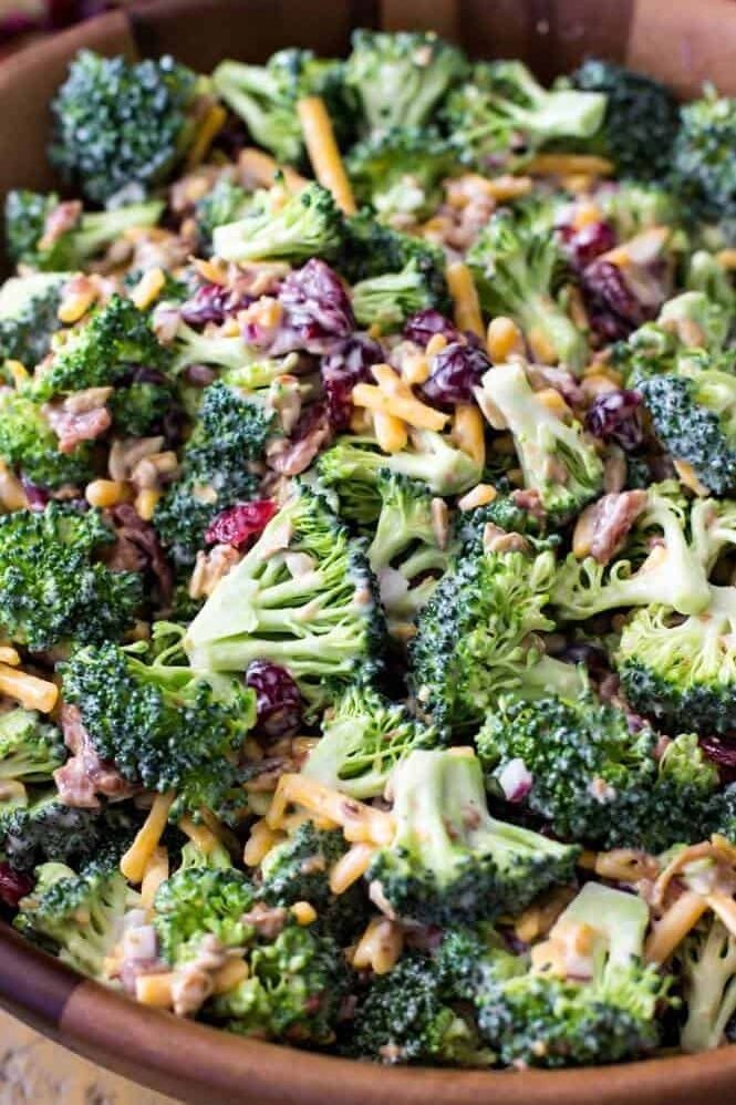 Easy & Creamy Broccoli Salad Recipe