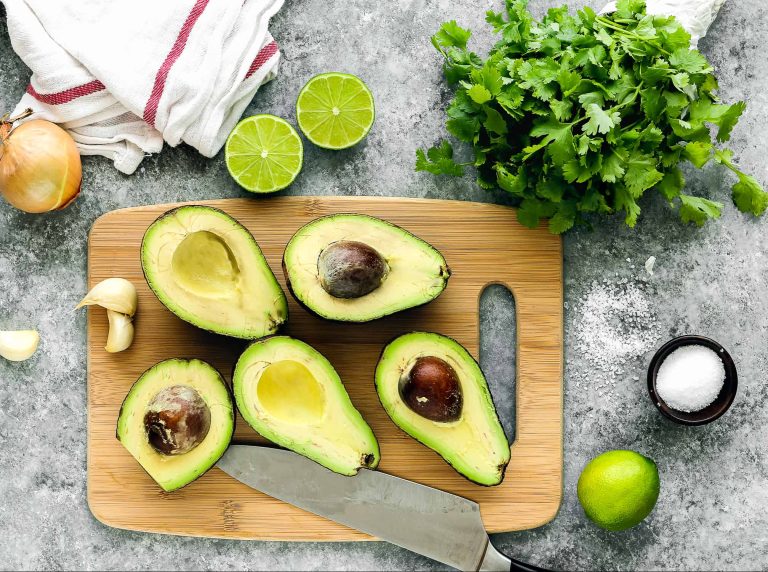 The 4 Best Avocado Dipping Sauces Recipes
