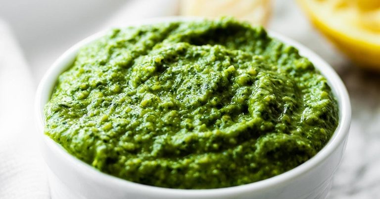 Tasty Roasted Garlic, Lemon, & Cashew Dipping Sauce Recipe