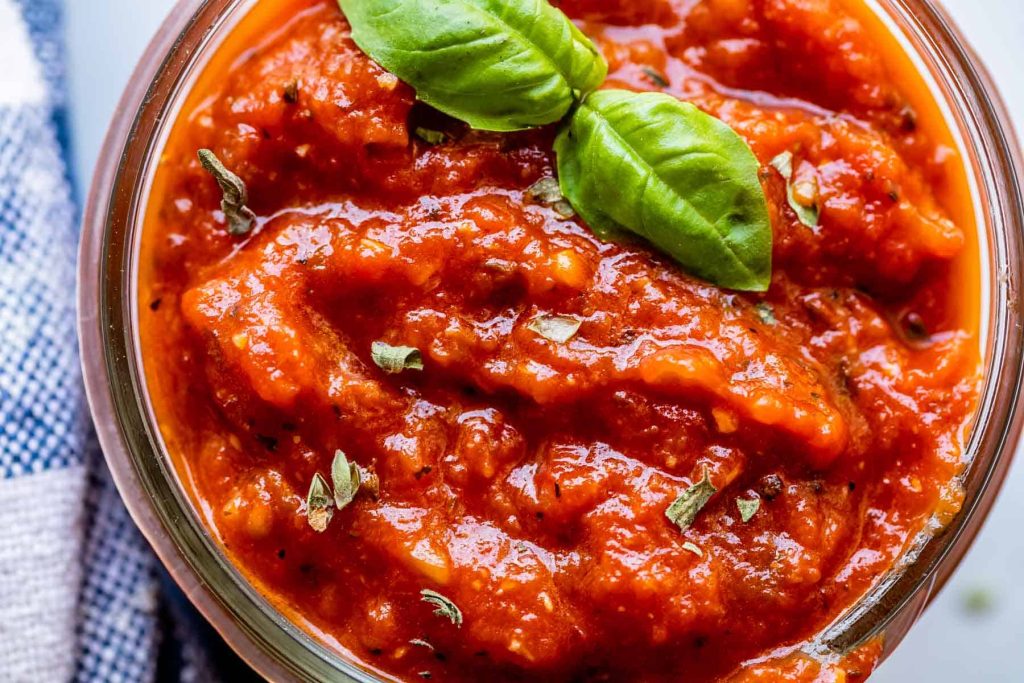 Easy Homemade Pizza Sauce Recipe