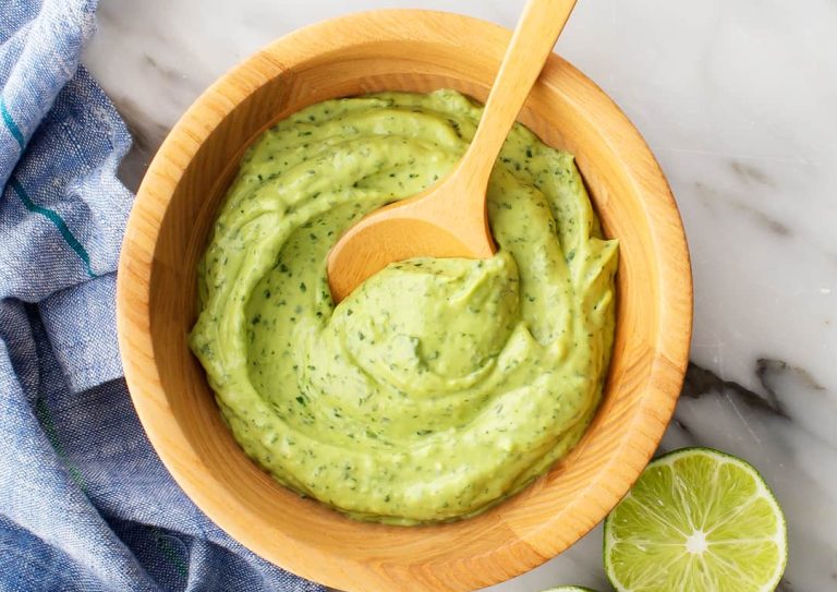 Easy & Tasty Avocado Dipping Sauce Recipe