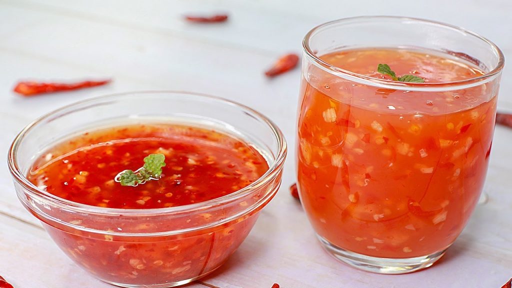 Easy & Tasty Sweet Chili Dipping Sauce Recipe 