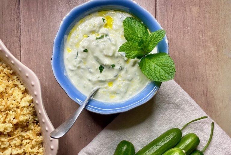 A Refreshing Turkish Yogurt & Cucumber Dip (Cacik Recipe)