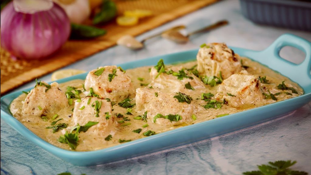 Homemade Chicken White Handi Pakistani Food Recipe