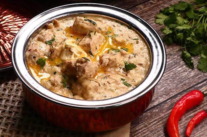 Delicious Chicken Makhani Handi Pakistani Food Recipe